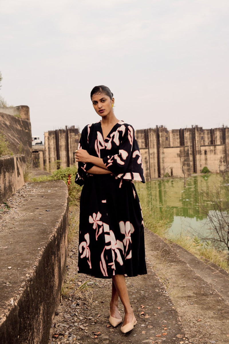 Quail dress cotton by Khara Kapas in black for women in Singapore