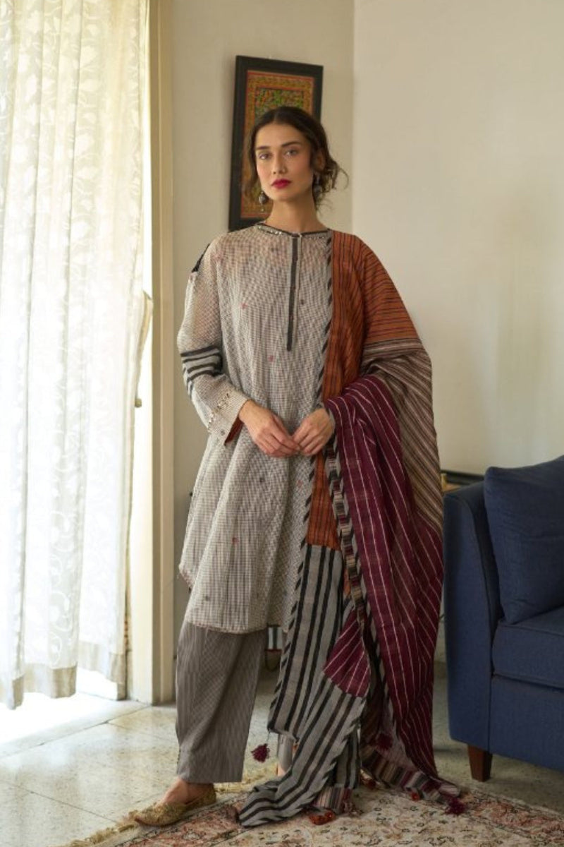 Lopa Dupatta chanderi dupatta by SWATTI KAPOOR in multi-color for women in Singapore