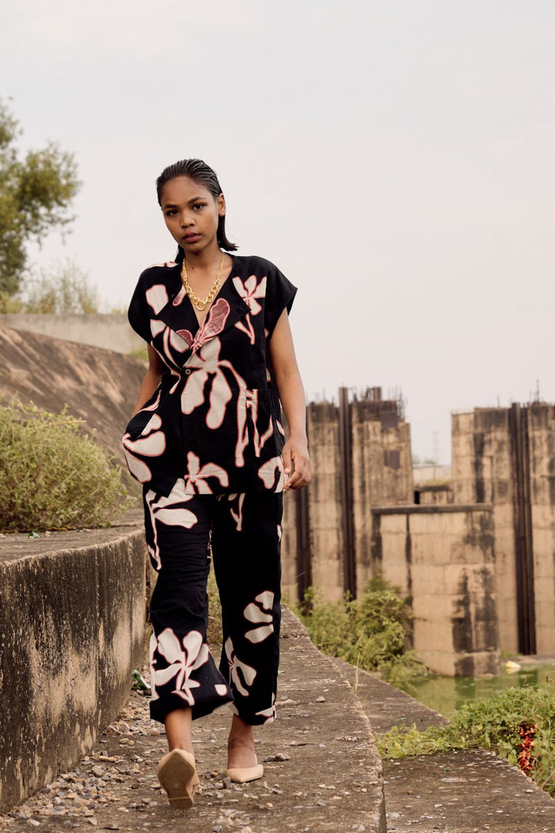Lark co-ord set cotton by Khara Kapas in black for women in Singapore