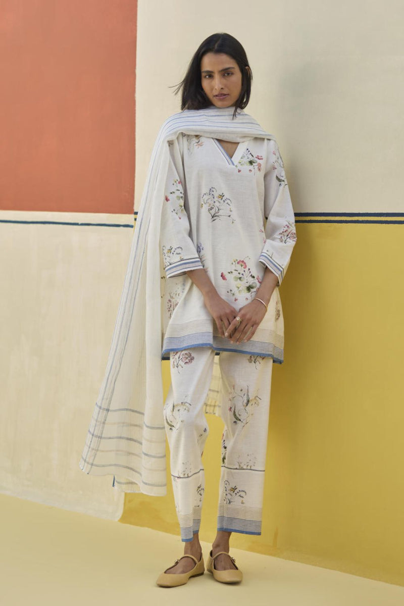 Mana Stripe Handloom Linen Dupatta - Ivory linen by Manan in ivory color for women in Singapore
