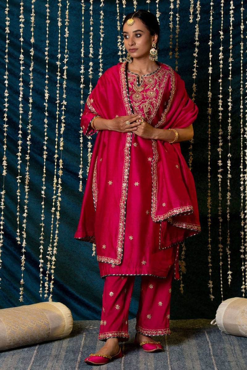 Gulaab Kurta Set silk Buy Gulaab Kurta Set from C&W | Kurta/Kurta Sets for Women by Maison Shefali for women in Singapore