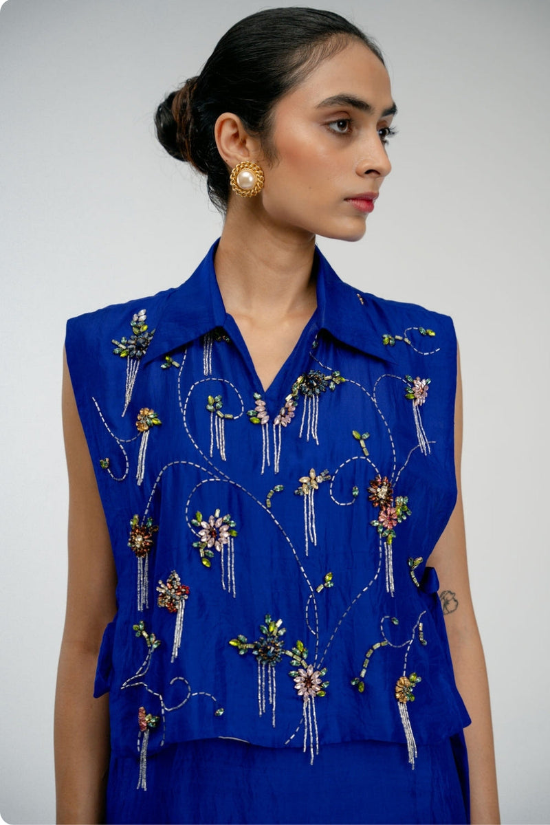 Thread Story Bib mulberry silk jacket/overlay by Ode to Odd in blue for women in Singapore