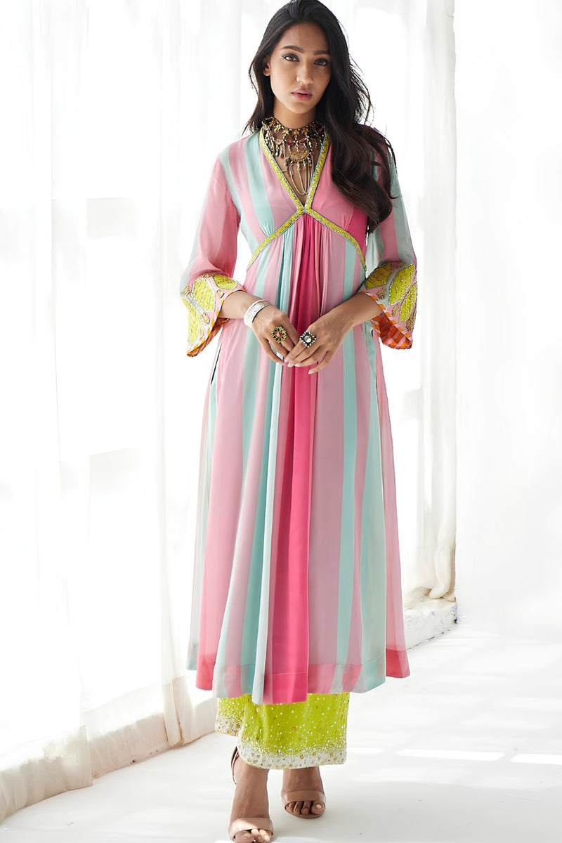 BRIGHT PINK BELL SLEEVE KURTA SET