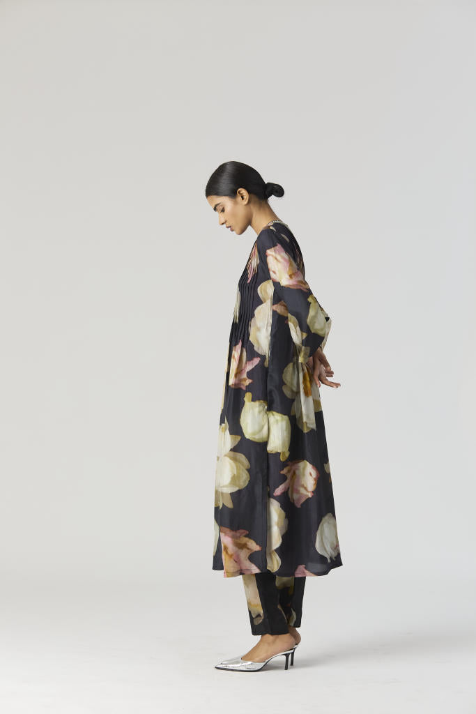 VIVA FIORI PINTUCKS KURTA SET silk by Yam in black color for women in Singapore