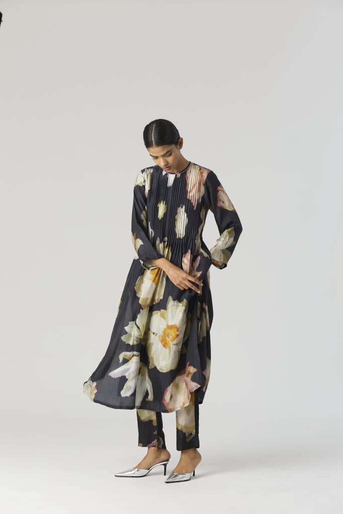 VIVA FIORI PINTUCKS KURTA SET silk by Yam in black color for women in Singapore