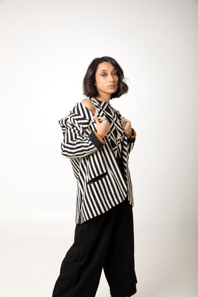 Wasim Blazer cotton by Ka-Sha in black color for women in Singapore