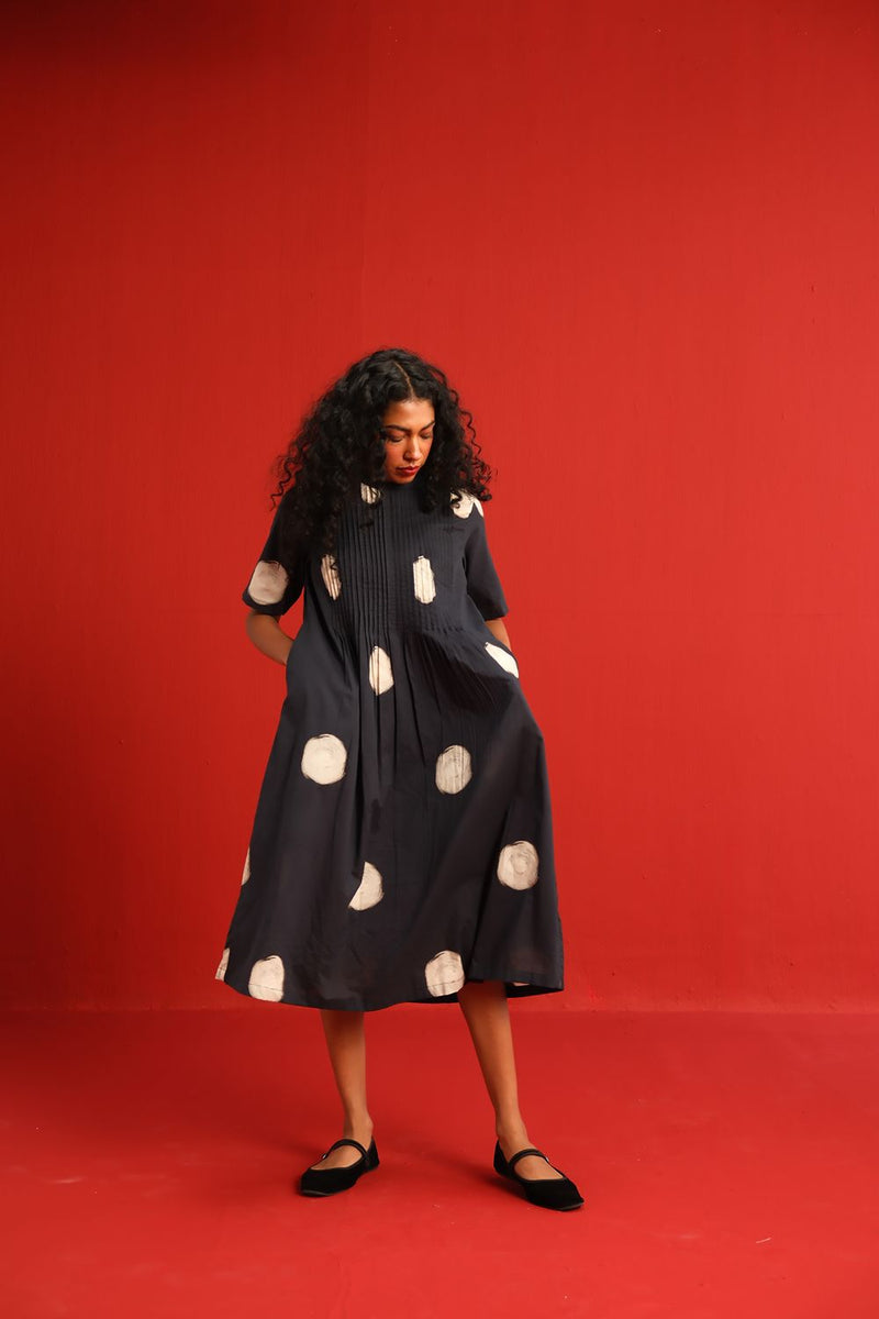 Ginger Dress cotton by Yam in black color for women in Singapore