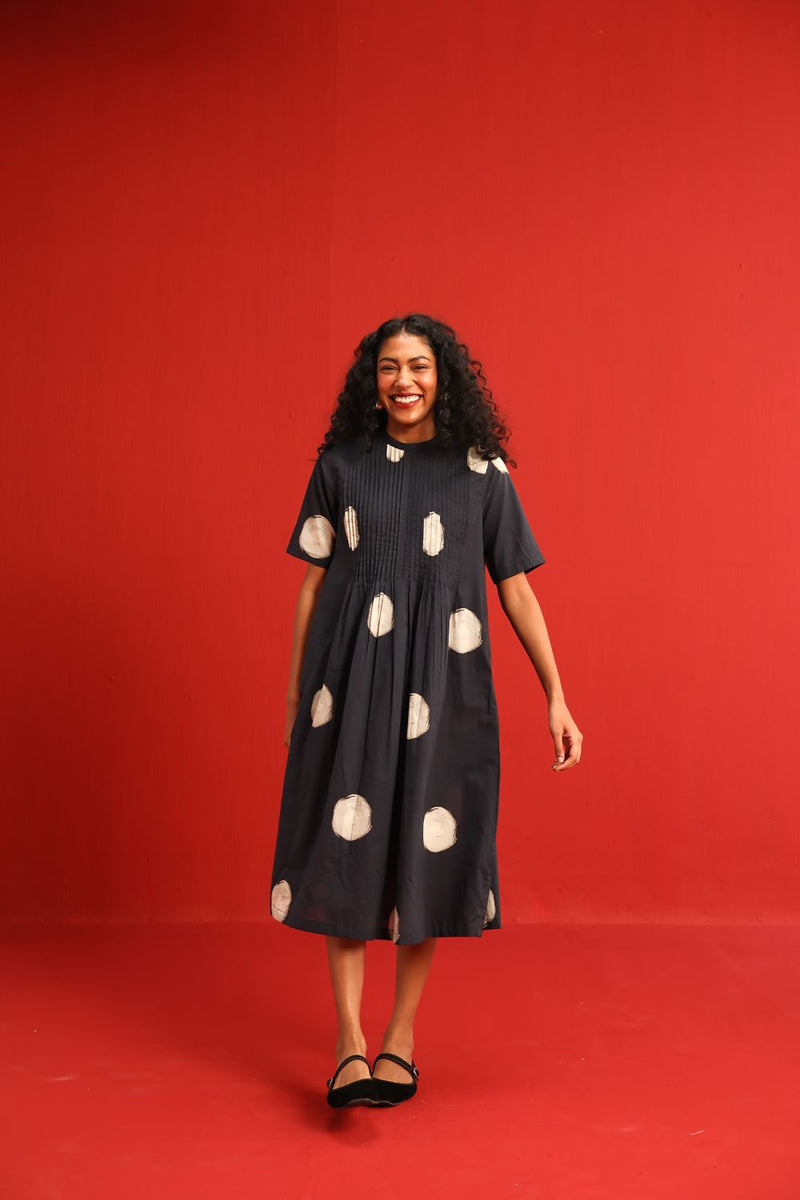 Ginger Dress cotton by Yam in black color for women in Singapore
