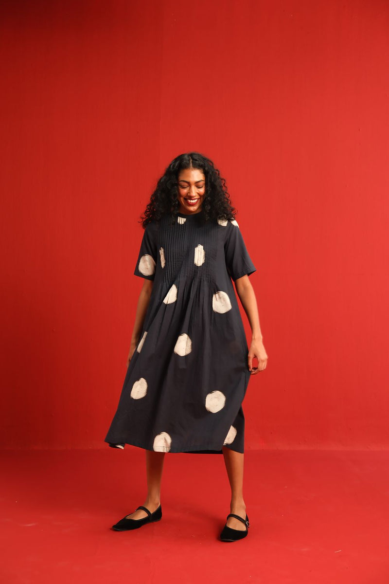 Ginger Dress cotton by Yam in black color for women in Singapore