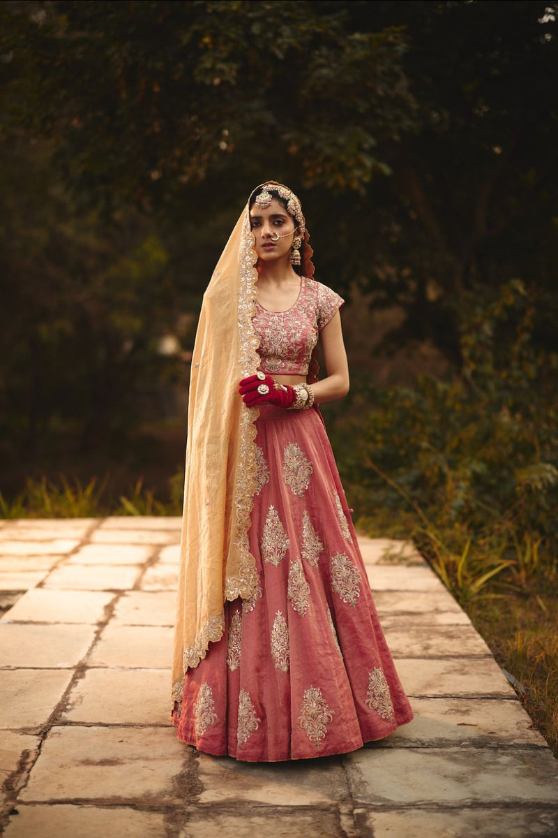 ZAIRA DUPATTA