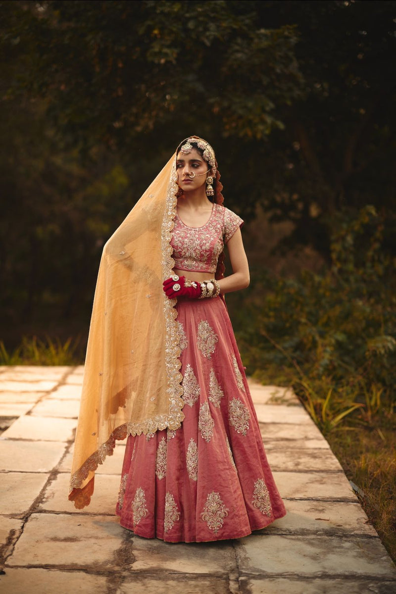 ZAIRA DUPATTA
