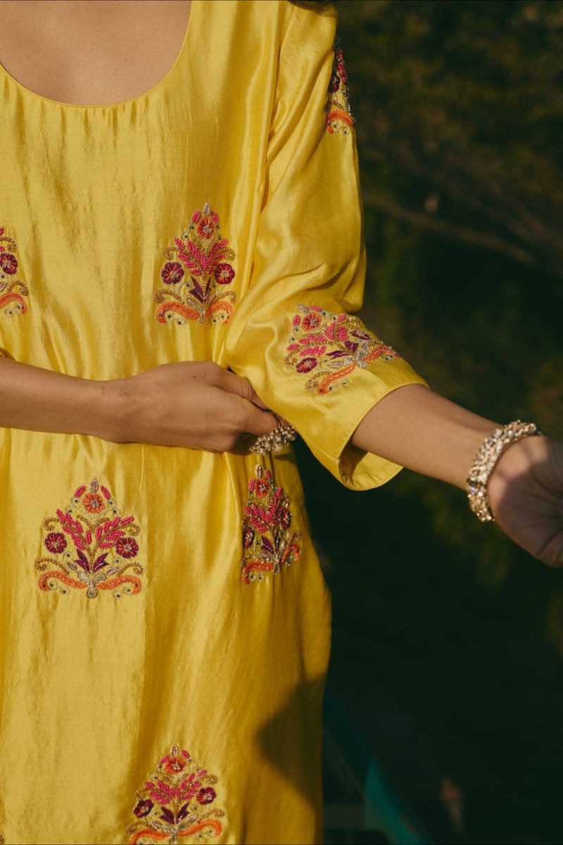 ZUHRA & REHA KURTA & PANT