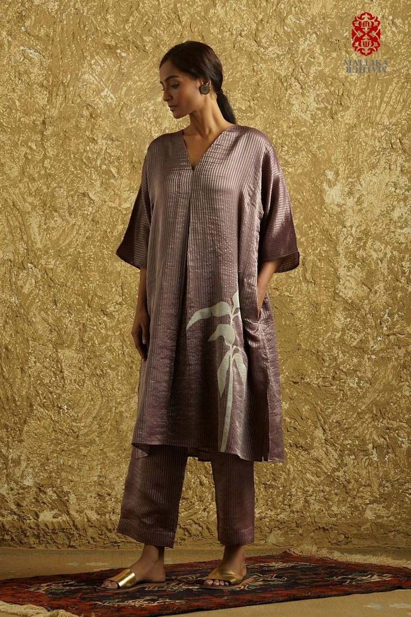Zuria' kora silver Zari stripes phalsa kora kurta/kurta set by Malika Mathur in phalsa for women in Singapore