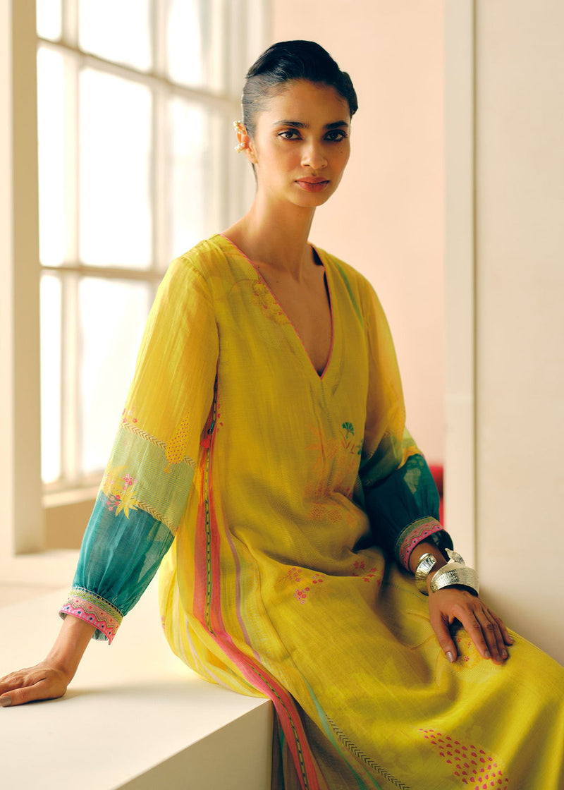 Zyra Yellow Nadira Printed Kurta Set cotton chanderi, shantoon, cotton silk kurta/kurta set by Rajiramniq in yellow for women in Singapore