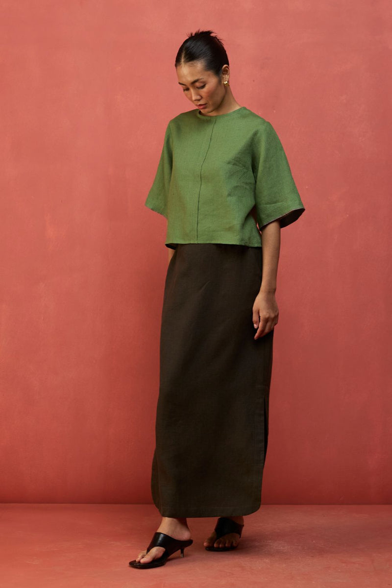 Mariko Cropped Linen Co-ord Set - Fern Green by Manan for in Singapore