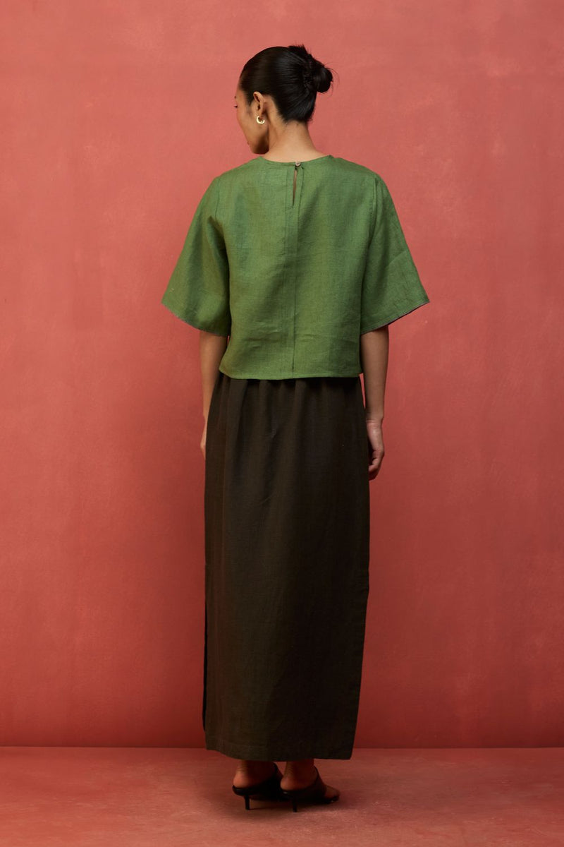 Mariko Cropped Linen Co-ord Set - Fern Green by Manan for in Singapore