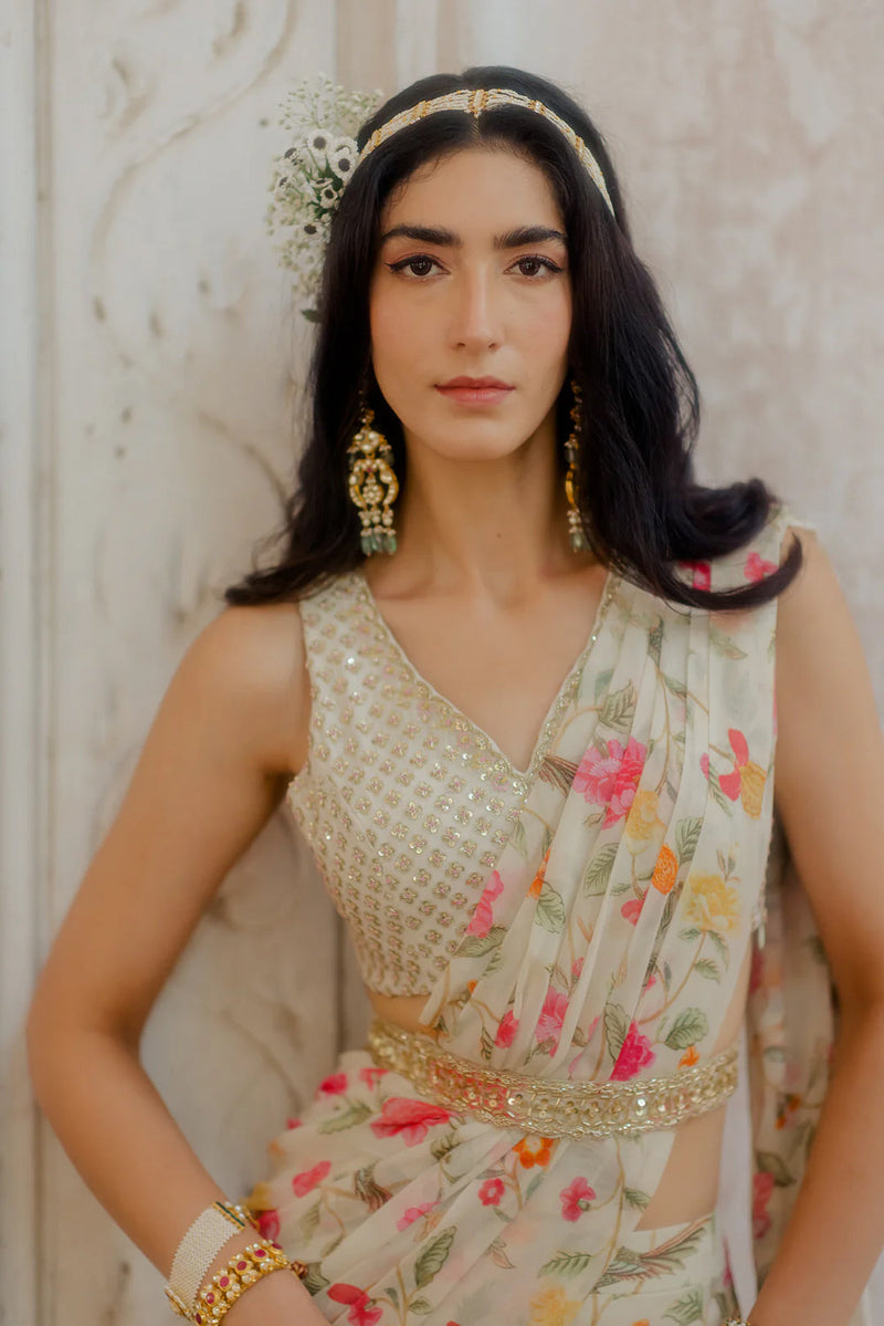 Isra Saree Set viscose georgette saree by Paulmi & Harsh in ivory for women in Singapore