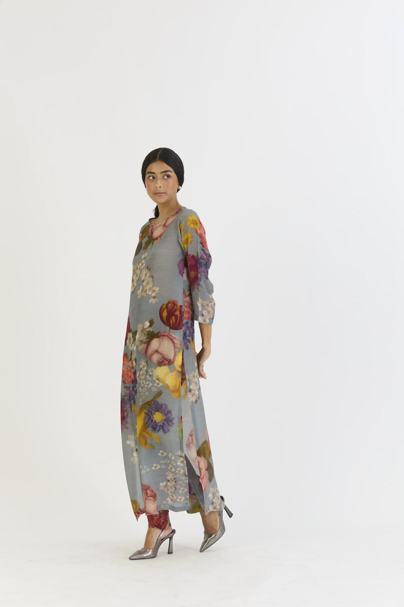 INDIGO ROSE LONG KURTA SET by Yam in blue color for women in Singapore