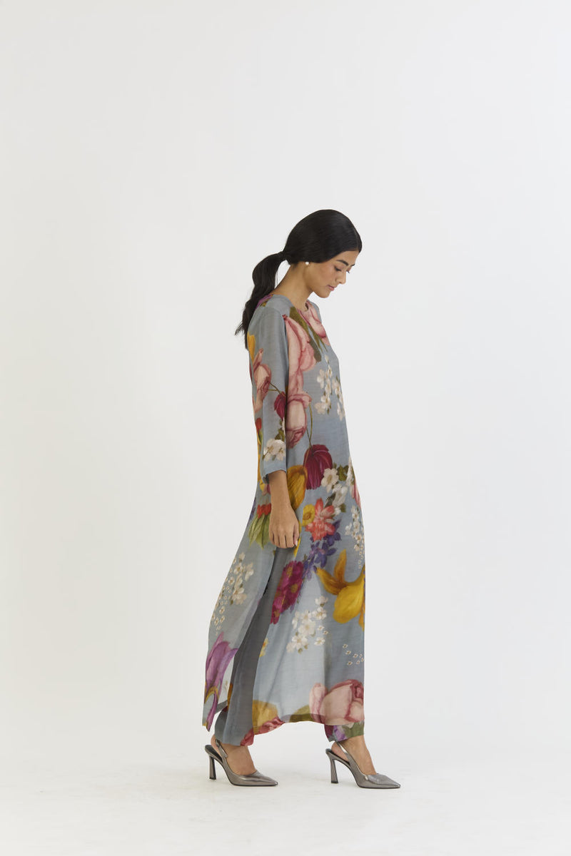 INDIGO ROSE LONG KURTA SET by Yam in blue color for women in Singapore