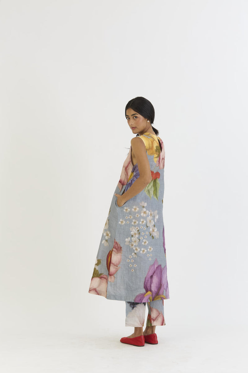INDIGO ROSE LINEN KURTA SET linen by Yam in blue color for women in Singapore
