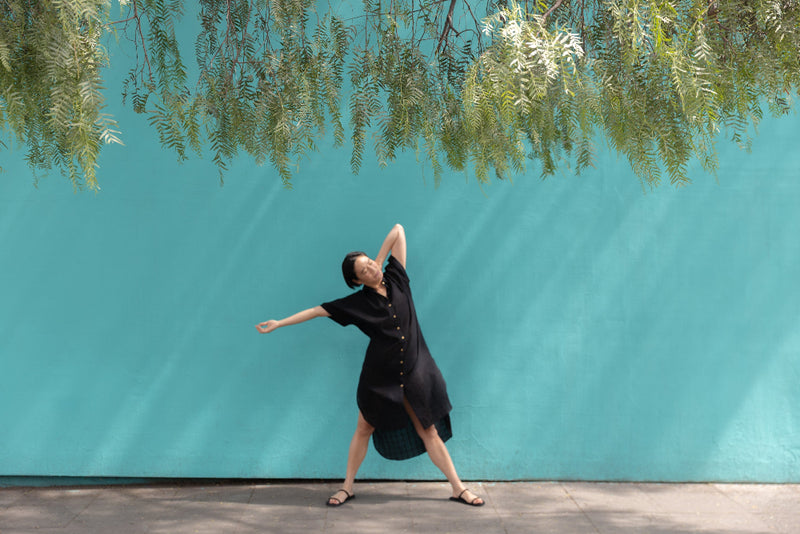 Tokyo — Street Shirt — Noir cotton by World of Crow in black color for women in Singapore