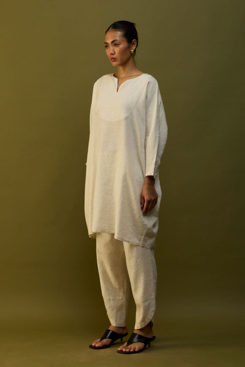 Etsu Yoke Linen Kurta Set - Off White by Manan for in Singapore