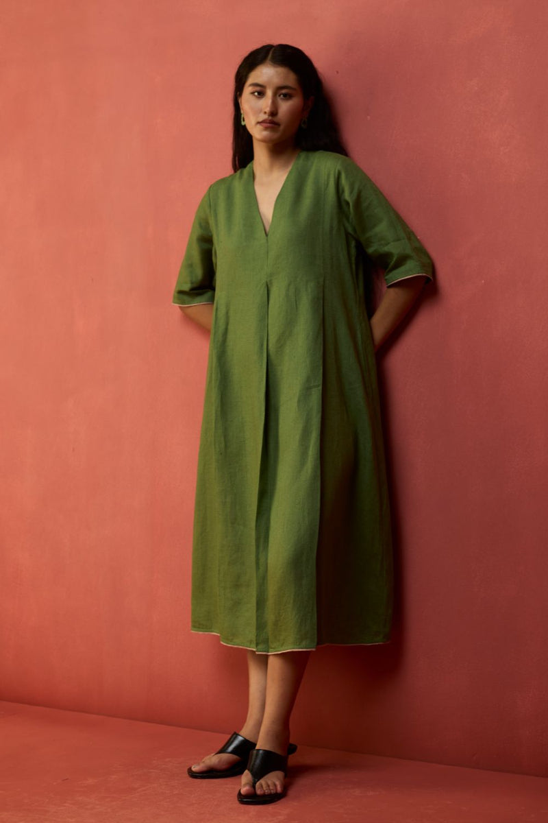 Maki Pleated Linen Dress - Fern Green linen by Manan in green color for women in Singapore