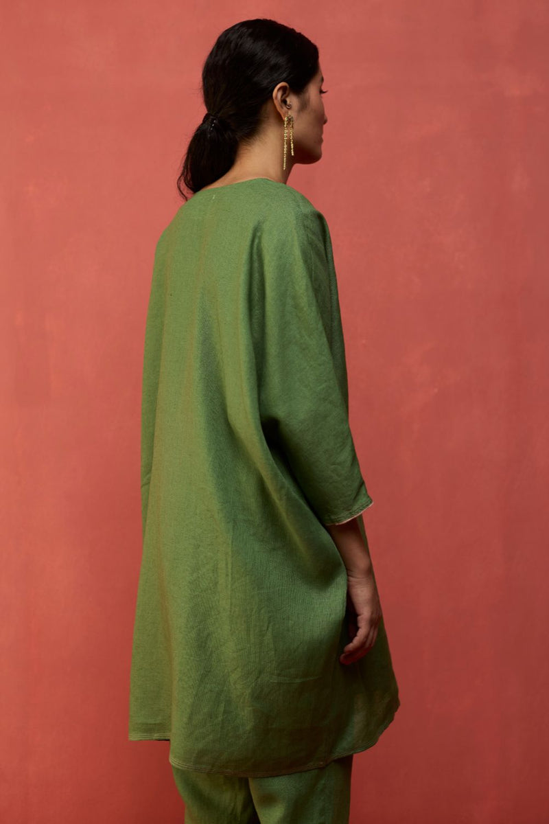 Etsu Yoke Linen Kurta - Fern Green linen by Manan in green color for women in Singapore