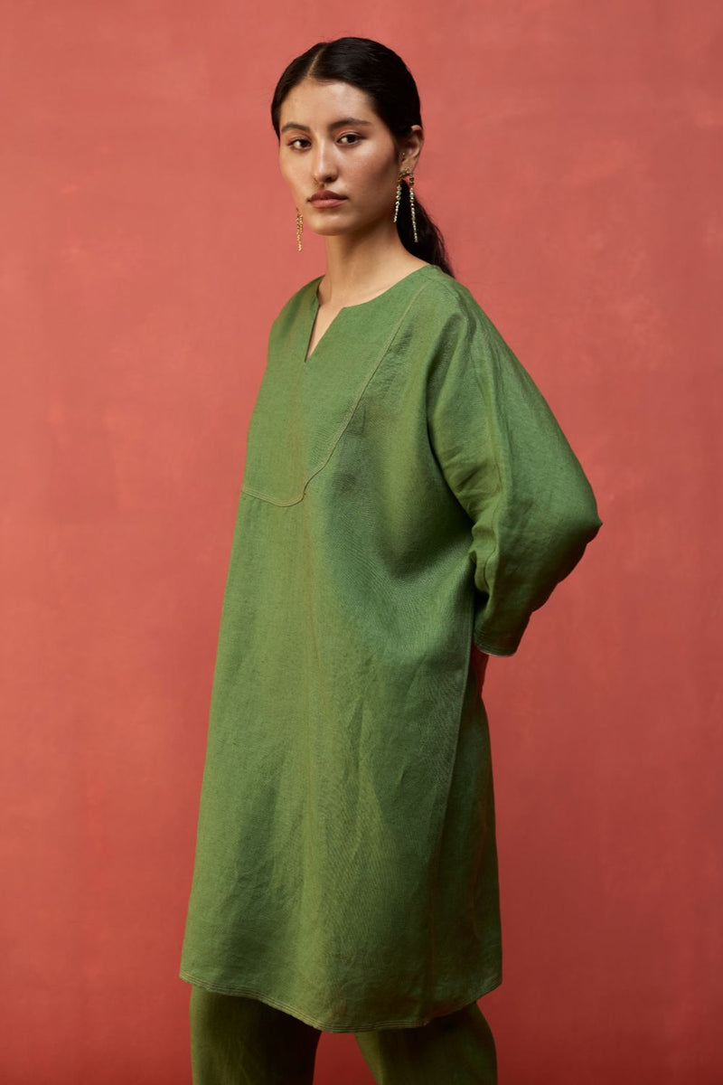Etsu Yoke Linen Kurta - Fern Green linen by Manan in green color for women in Singapore