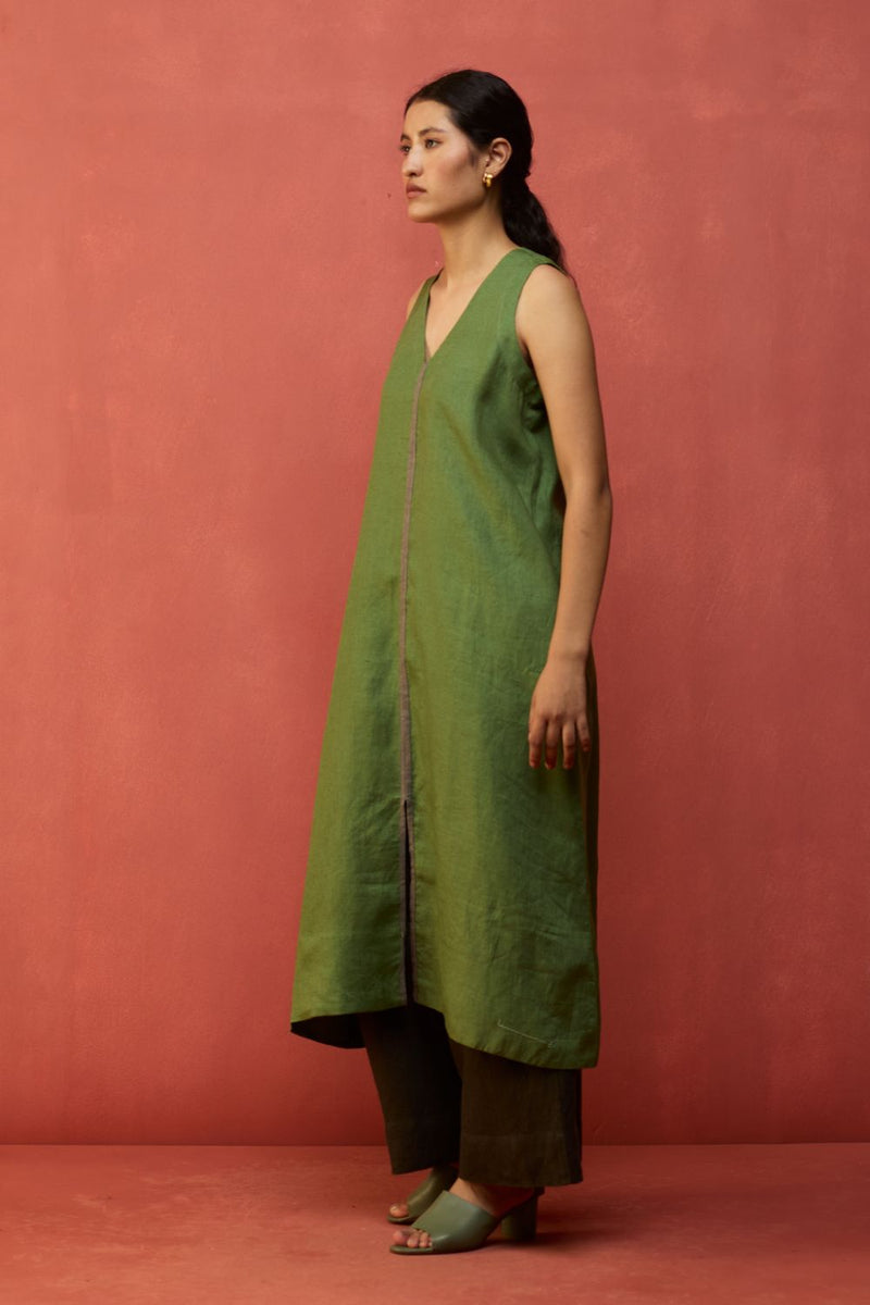 Rohe Sleeveless Linen Tunic - Fern Green by Manan for in Singapore