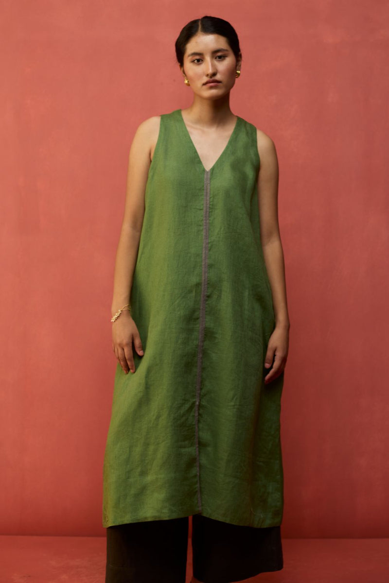 Rohe Sleeveless Linen Tunic - Fern Green by Manan for in Singapore