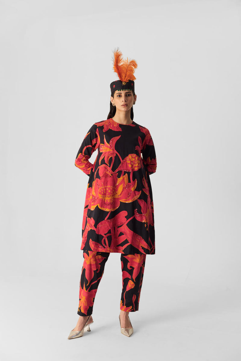 LIAN EMBROIDERED KURTA SET satin by Yam in multi color for women in Singapore