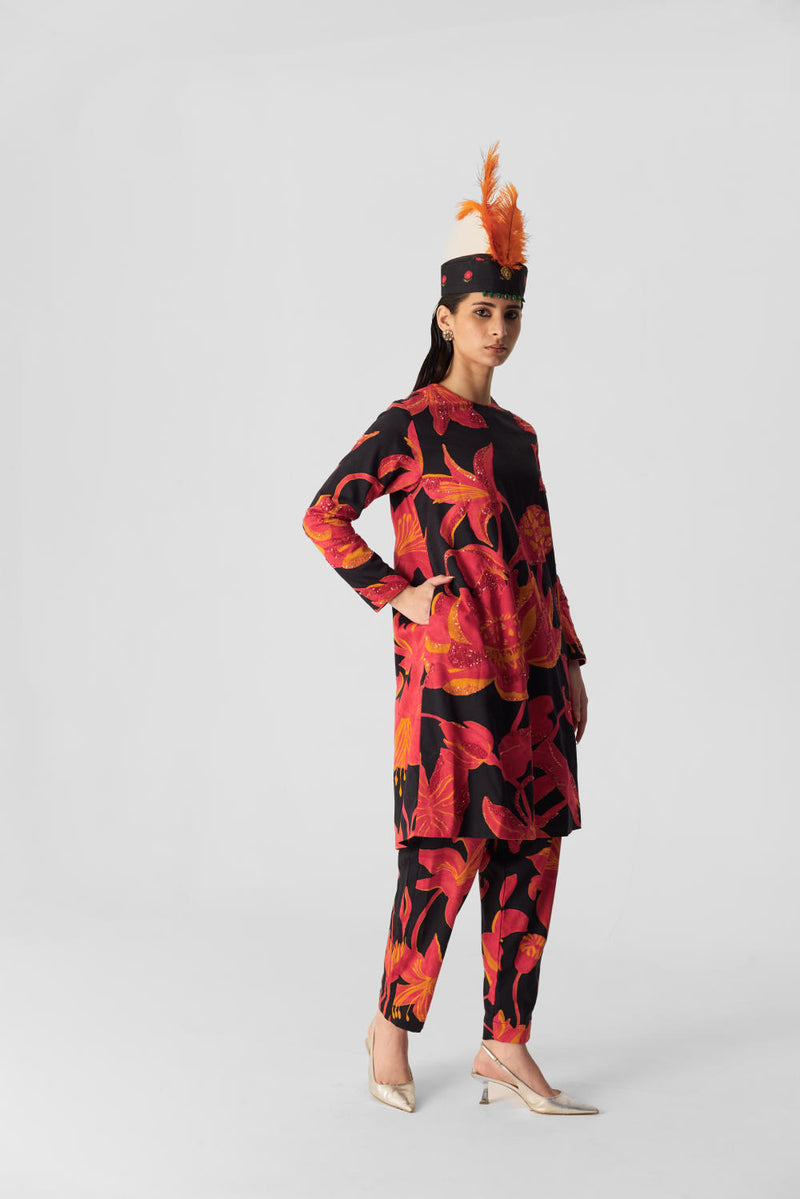 LIAN EMBROIDERED KURTA SET satin by Yam in multi color for women in Singapore