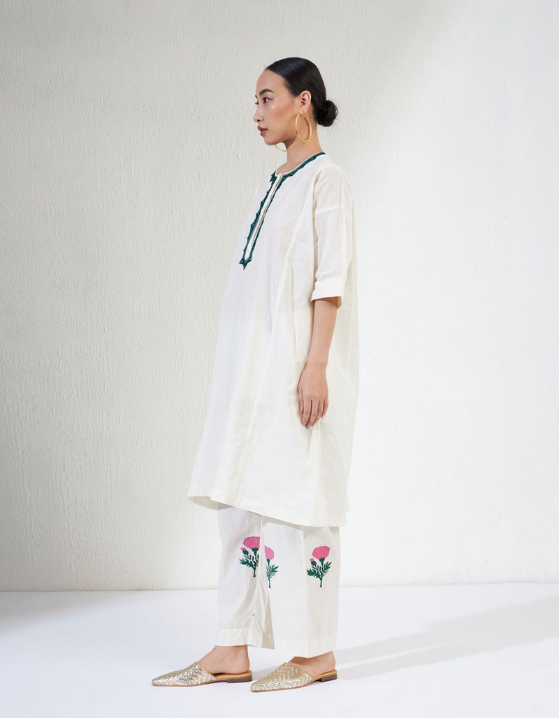Zara Set cotton Light Kurta Sets by Aavidi in white color for women in Singapore
