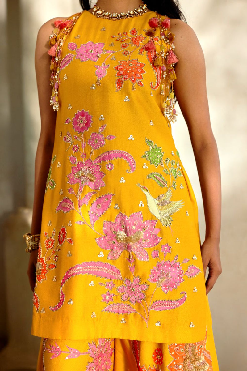 PH-2894 Halo Kurti Set – Honey by Paulmi & Harsh in gold color for women in Singapore
