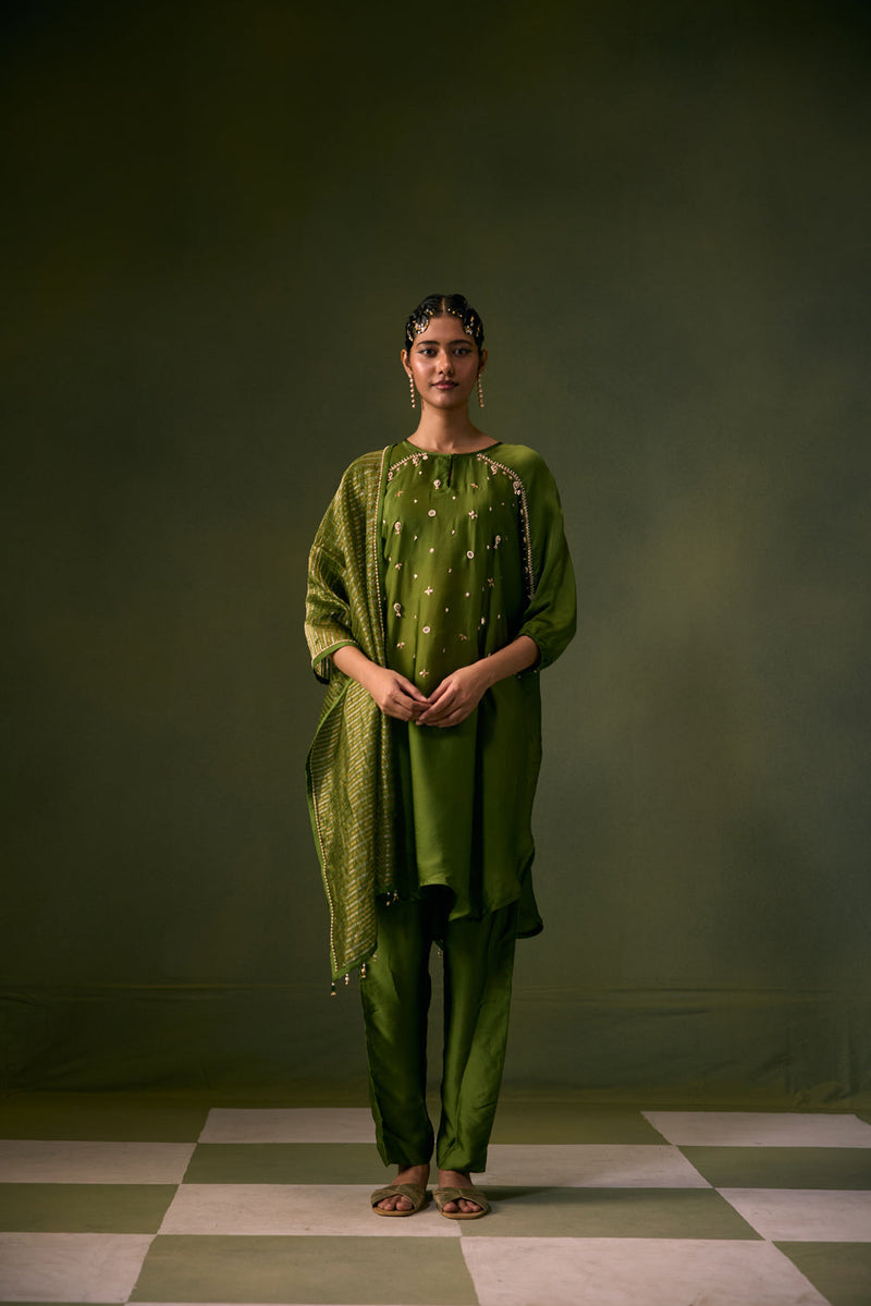 Acove Antifit Kurta Set vegan satin, organza satin kurta/kurta set by PRAHNAAYA in musturd yellow for women in Singapore
