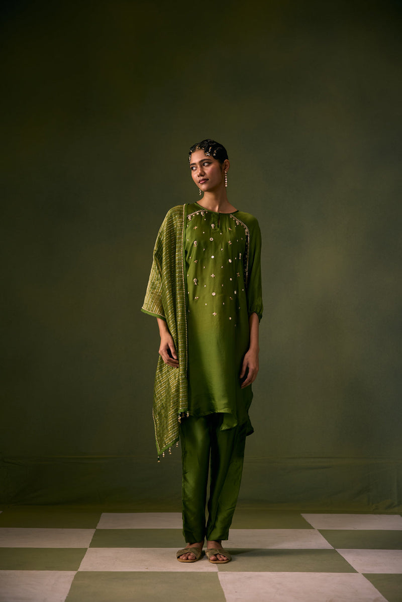 Acove Antifit Kurta Set vegan satin, organza satin kurta/kurta set by PRAHNAAYA in musturd yellow for women in Singapore