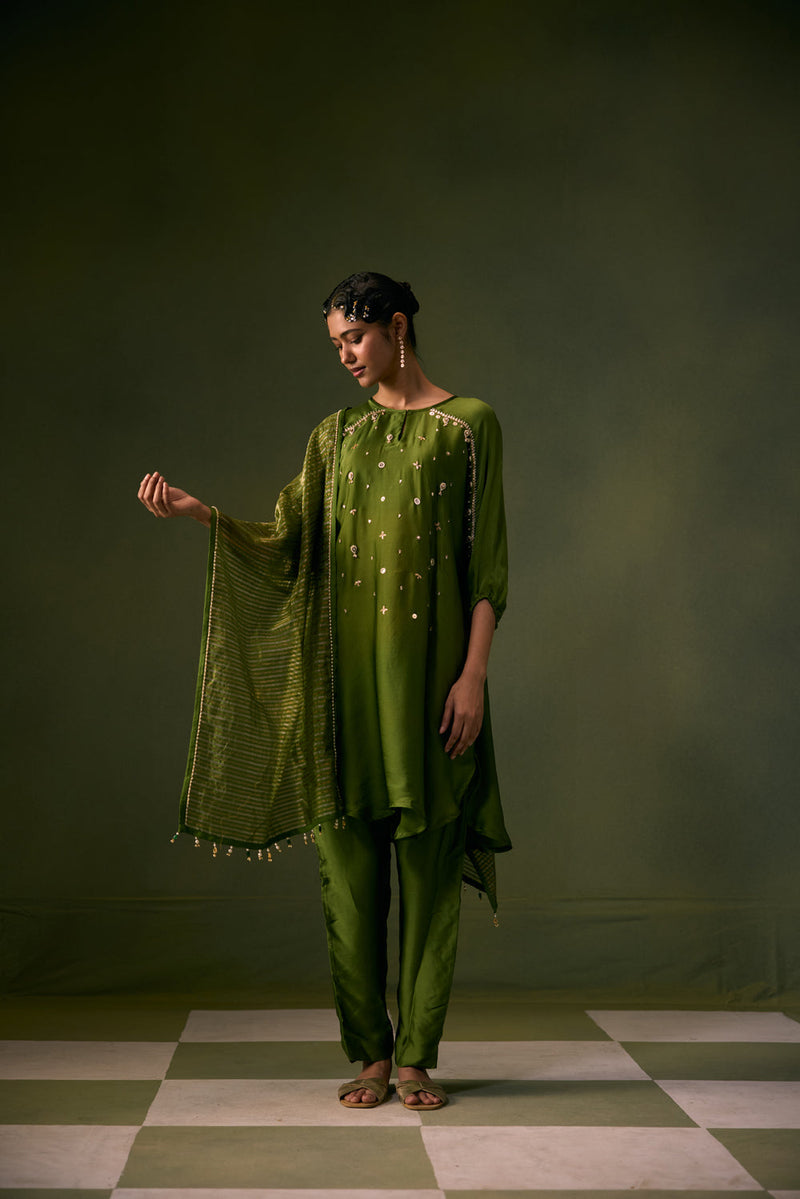 Acove Antifit Kurta Set vegan satin, organza satin kurta/kurta set by PRAHNAAYA in musturd yellow for women in Singapore