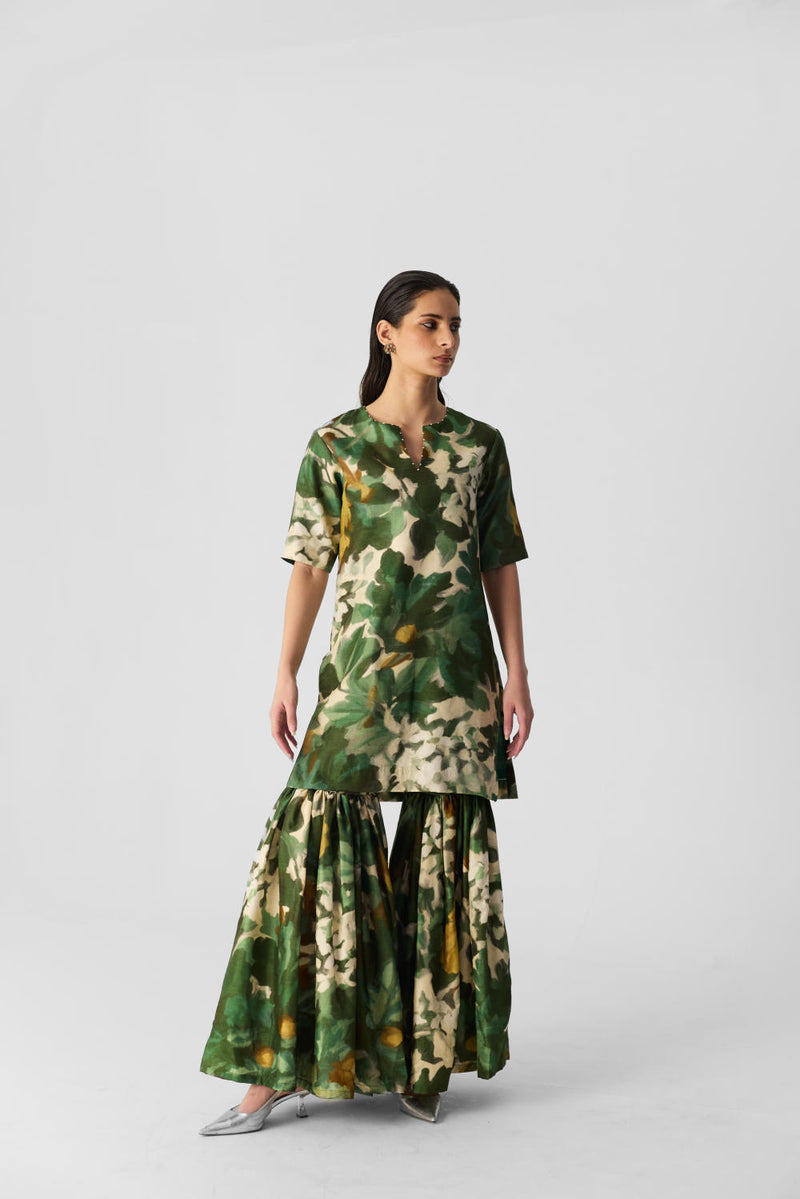 RUSI SHARARA SET silk by Yam in green color for women in Singapore