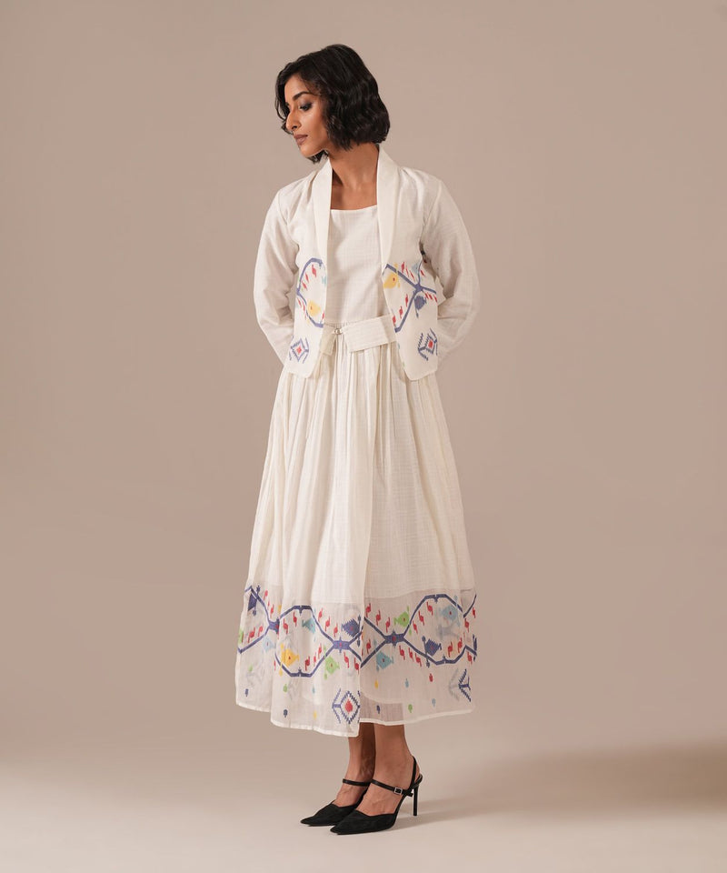 SNOW PETAL SET 100% cotton Buy SNOW PETAL SET from C&W | Co-Ord Sets for Women by Indigo Dreams in white color for women in Singapore