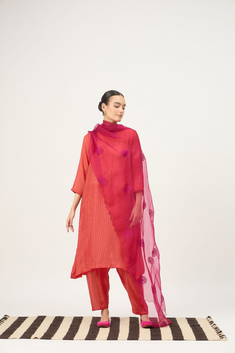 Zainab Kurta And Pant Set