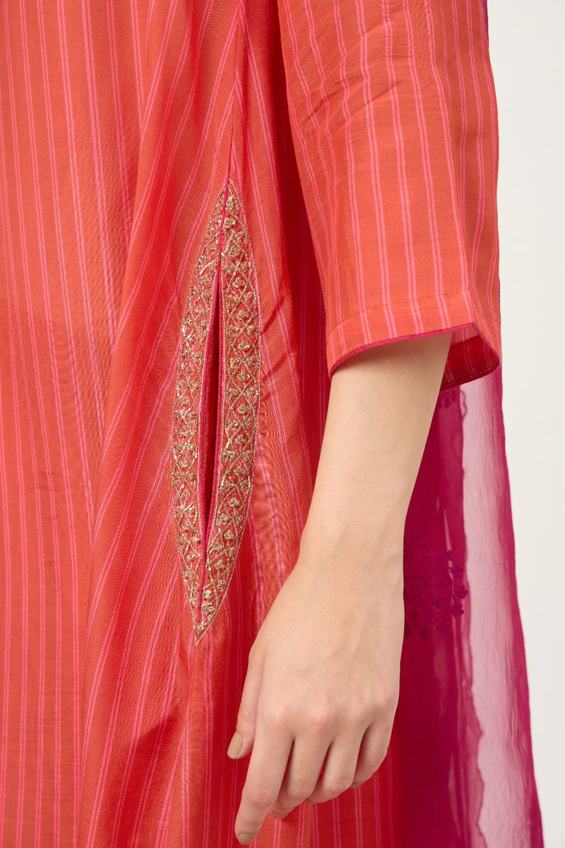Zainab Kurta And Pant Set
