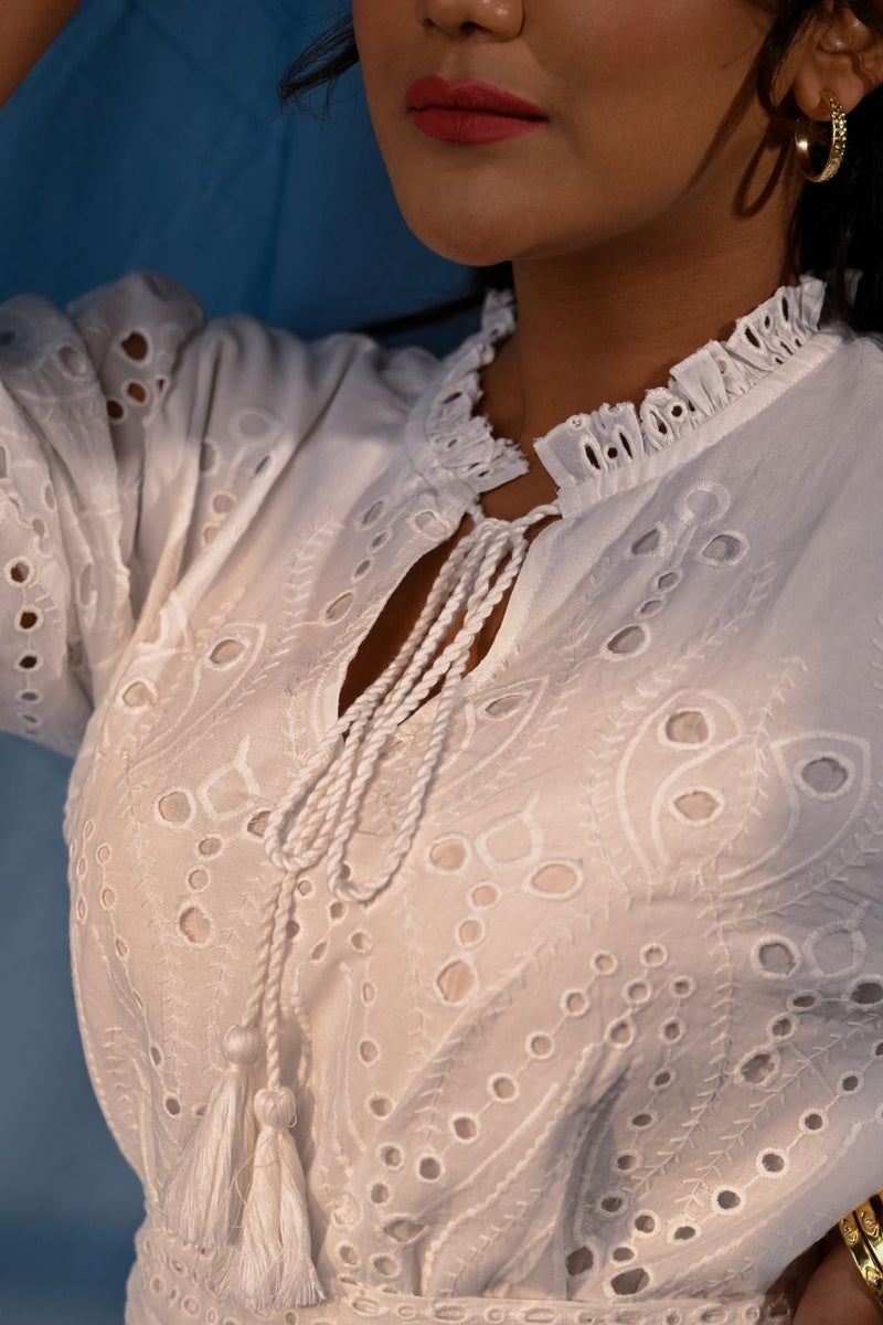 Prosecco at Sunset in Ivory