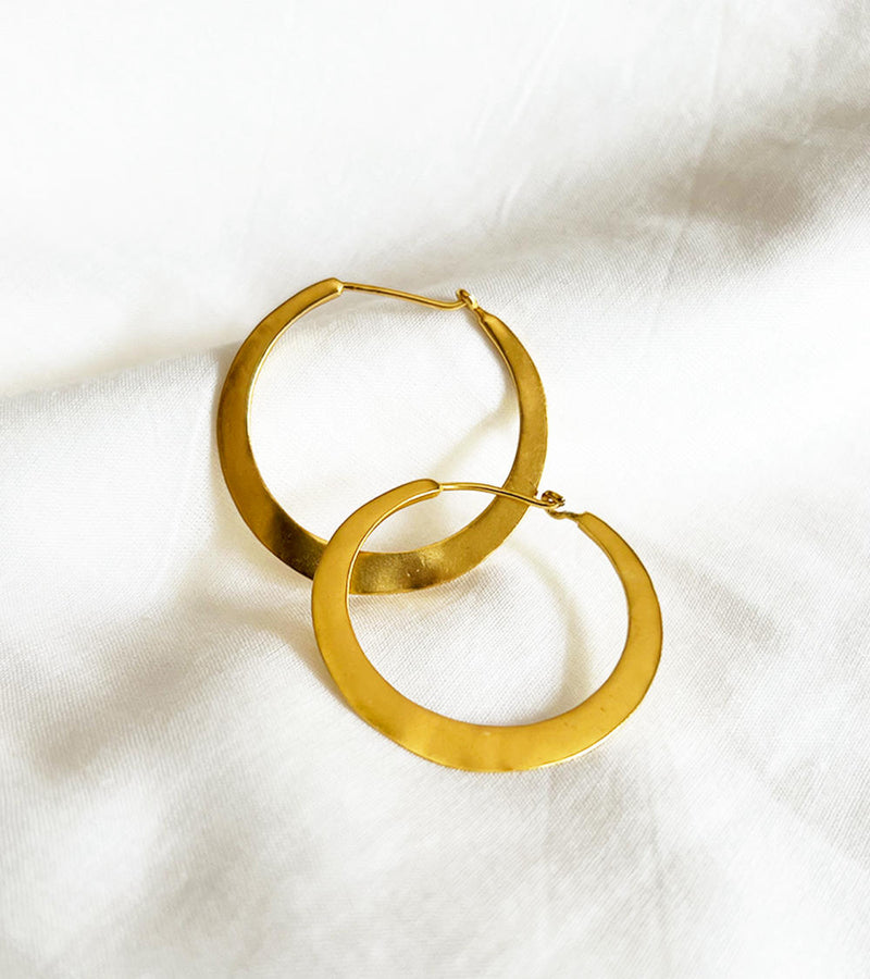 Kyna ear hoops by Khara Kapas Jewellery for women in Singapore