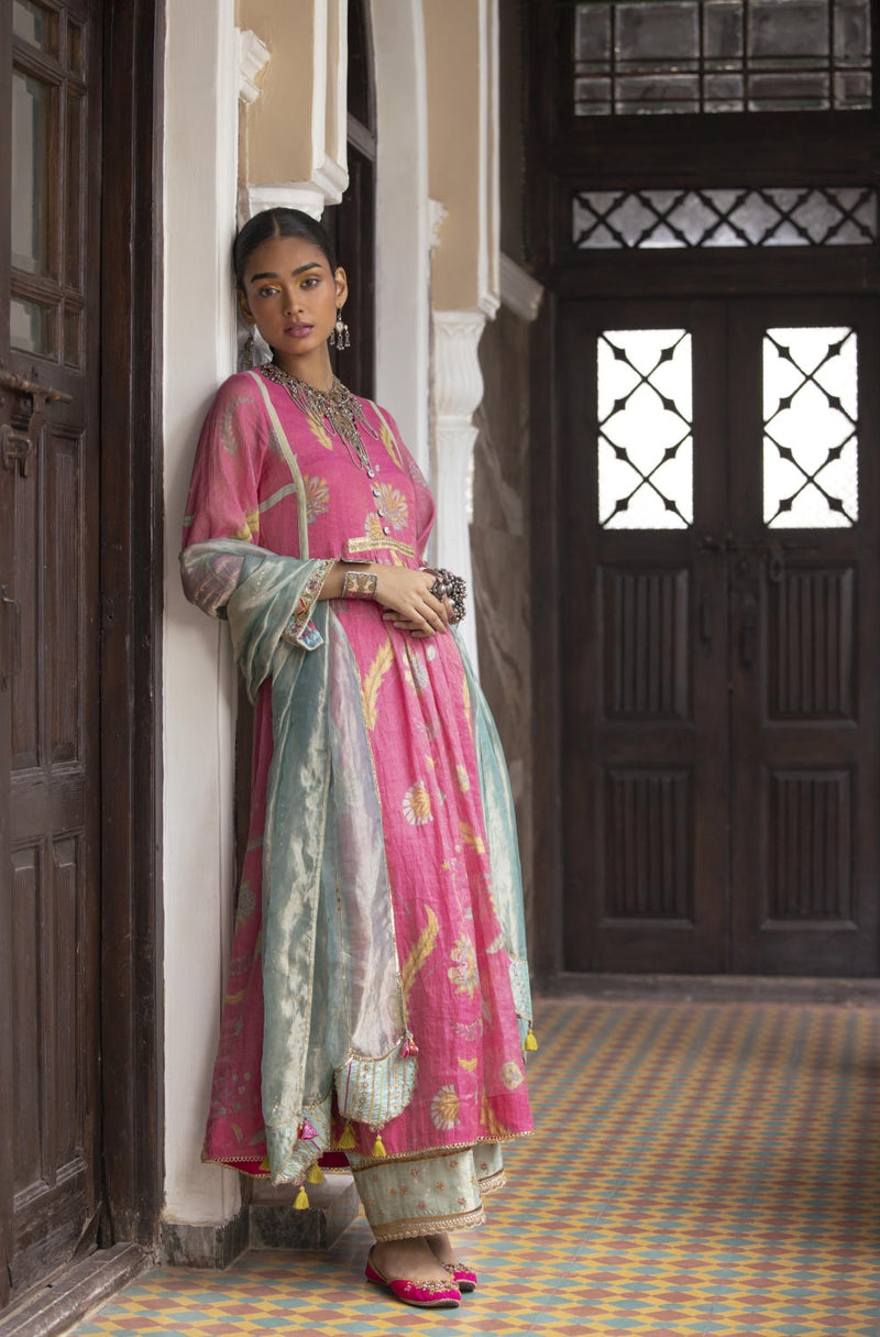 Fariba Pink Printed Back Yoke Kurta Set Kurta Sets by Rajiramniq for women in Singapore