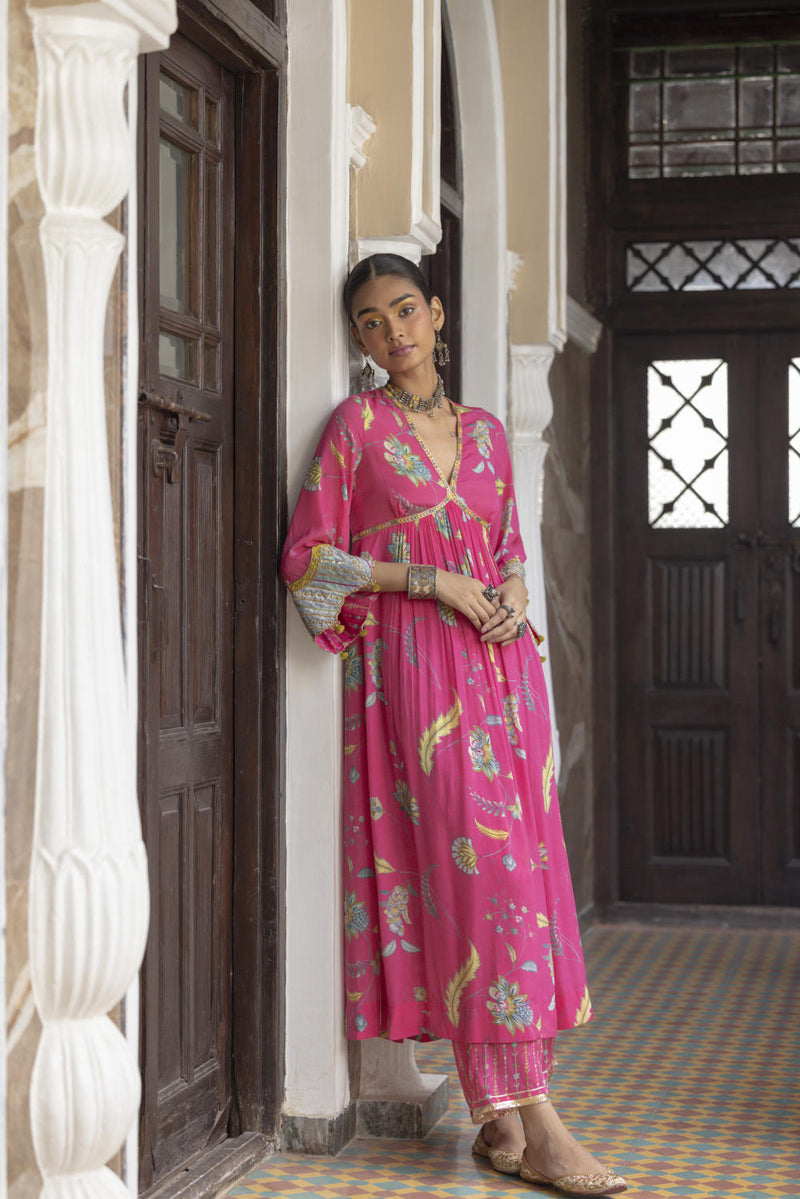 Fariba Hot Pink Bell Sleeve Printed Kurta Set Kurta Sets by Rajiramniq for women in Singapore