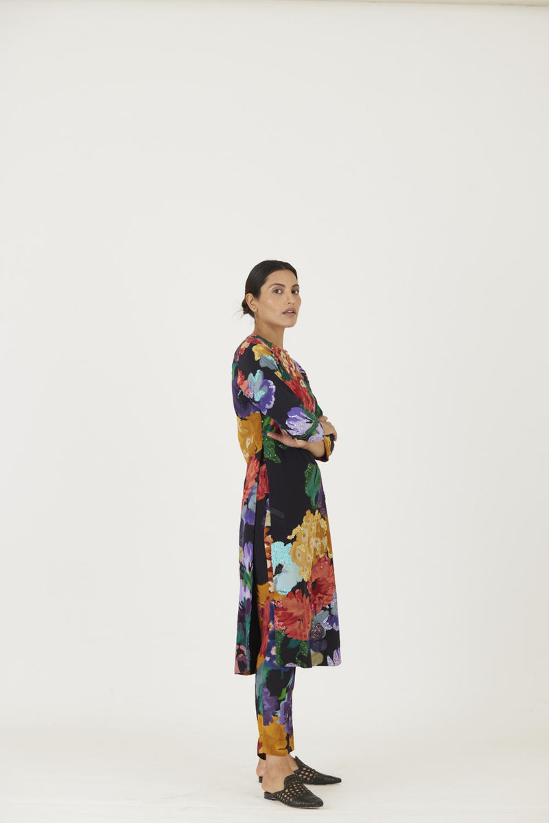 FARAH BLACK EMBROIDERED KURTA SET Kurta Sets by Yam in black color for women in Singapore