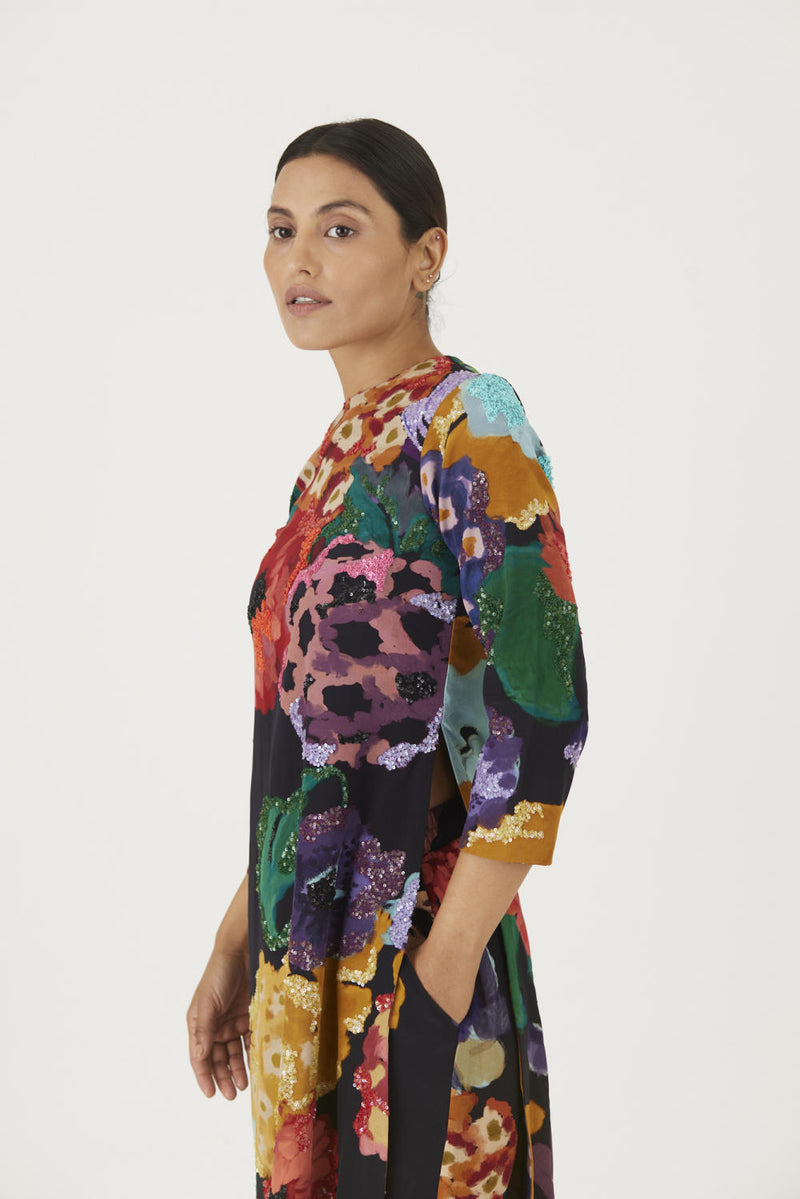 FARAH BLACK EMBROIDERED KURTA SET Kurta Sets by Yam in black color for women in Singapore