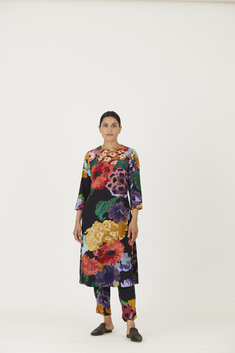 FARAH BLACK EMBROIDERED KURTA SET Kurta Sets by Yam in black color for women in Singapore