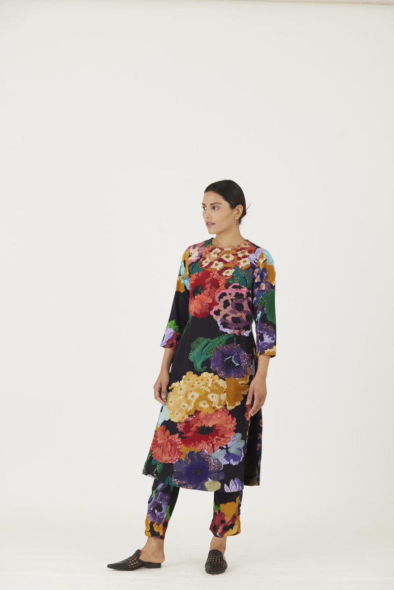 FARAH BLACK EMBROIDERED KURTA SET Kurta Sets by Yam in black color for women in Singapore